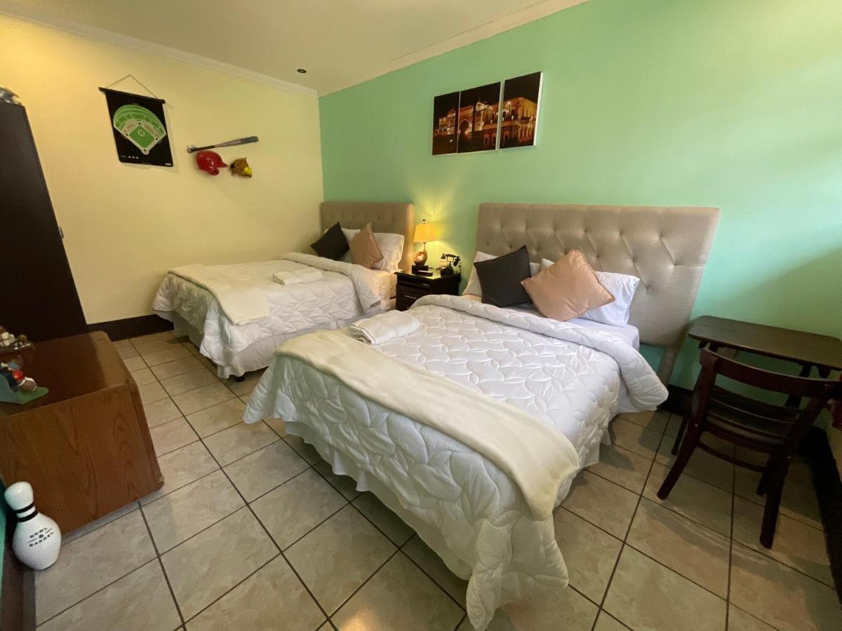 Hotel Vintage "Casa Las Flores" Quetzaltenango Dış mekan fotoğraf