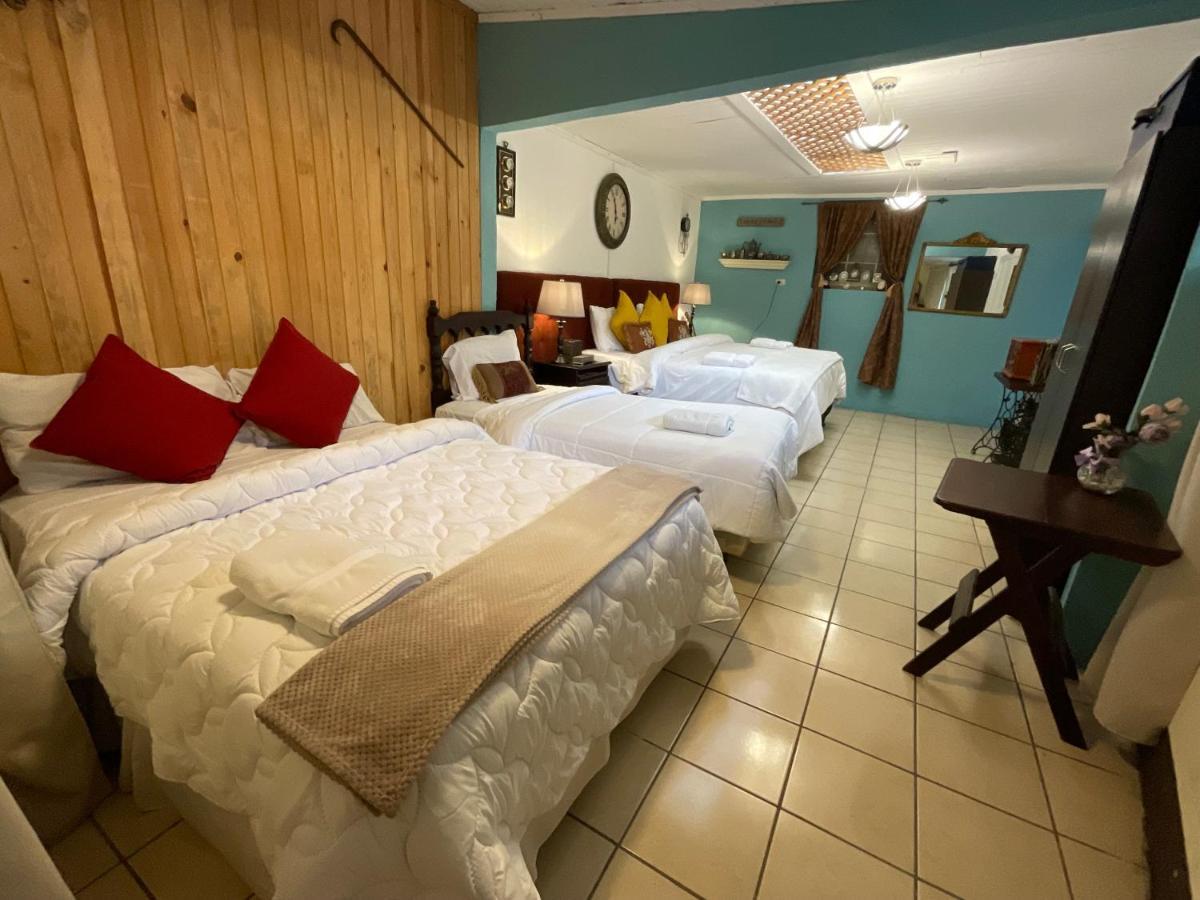 Hotel Vintage "Casa Las Flores" Quetzaltenango Dış mekan fotoğraf