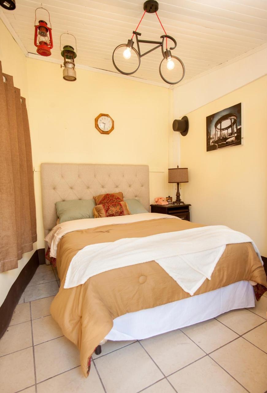 Hotel Vintage "Casa Las Flores" Quetzaltenango Dış mekan fotoğraf